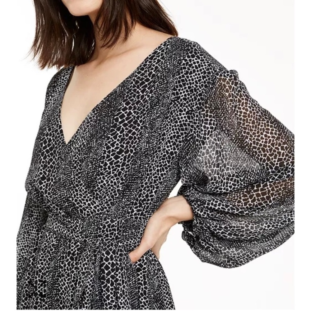 MICHAEL MICHAEL KORS
Snake-Print Wrap Dress